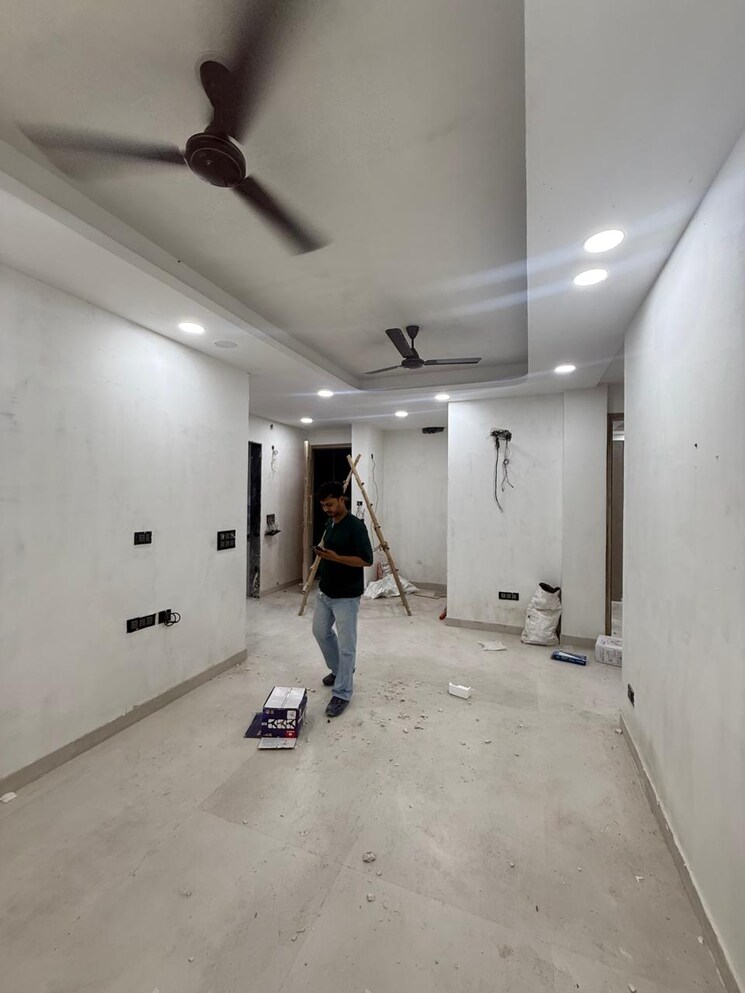 Bedroom, green park 3 Bedroom 125 Sq.Yd. Builder Floor In Green Park Delhi 9224731