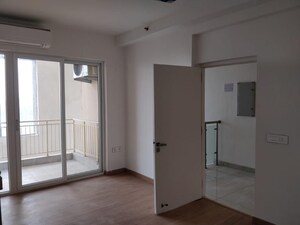 Room in 5 BHK Penthouse at Sector 83 – for Sale