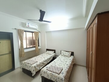 Bedroom in 3 BHK Apartment at Anchor Victorian, Parel – for Rent