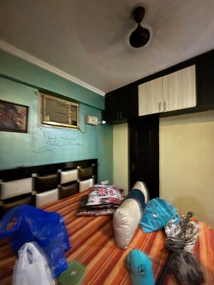 Living Room in 2 BHK Apartment at Gardenia Glory, Sector 46 – for Rent