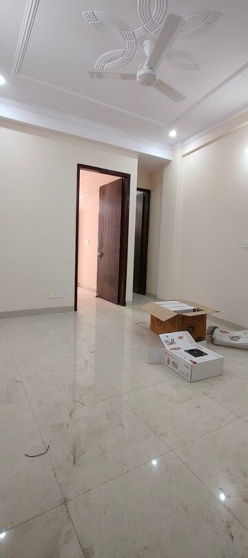 1 BHK Builder Floor For Rent in Chattarpur