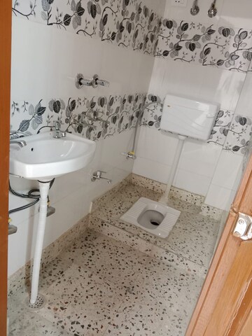 Bathroom in 1 BHK Builder Floor at Govindpuri – for Rent
