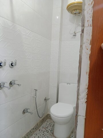Bathroom in 1 BHK Builder Floor at Govindpuri – for Rent