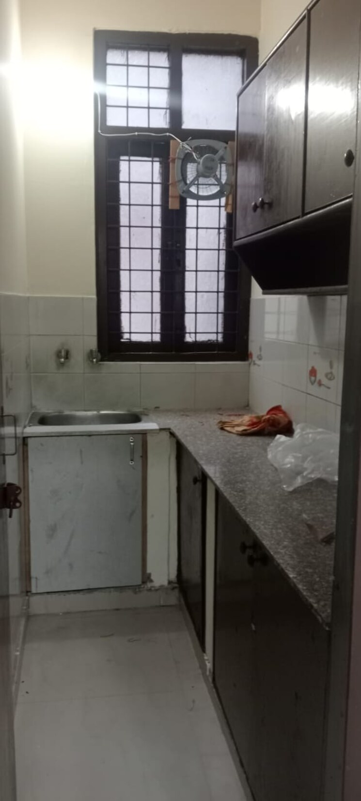 Kitchen, govindpuri 3 Bedroom 900 Sq.Ft. Builder Floor In Govindpuri Delhi 9224827