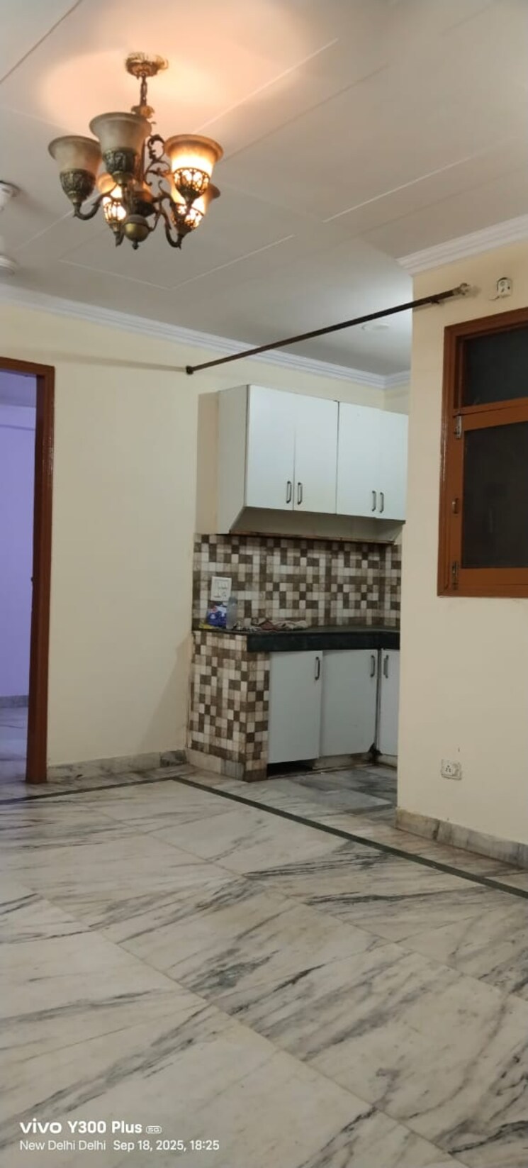 Room, govindpuri 3 Bedroom 900 Sq.Ft. Builder Floor In Govindpuri Delhi 9224827