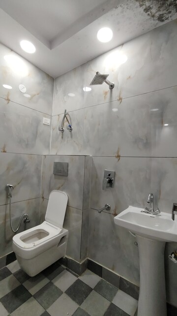 Bathroom in 3 BHK Builder Floor at Govindpuri – for Rent