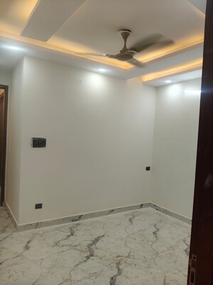 Room in 2 BHK Builder Floor at Govindpuri – for Sale