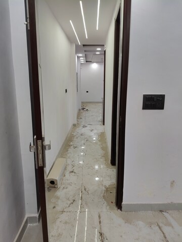 Building Lobby in 3 BHK Builder Floor at Govindpuri – for Sale