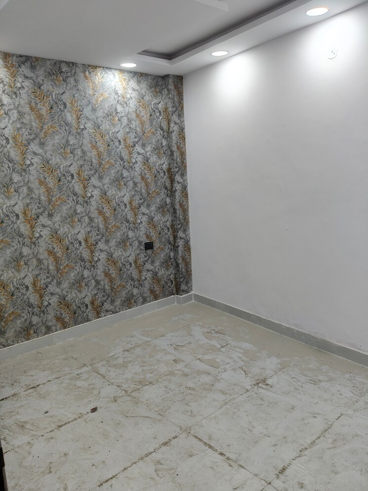 Room, govindpuri 3 Bedroom 910 Sq.Ft. Builder Floor In Govindpuri Delhi 9224869