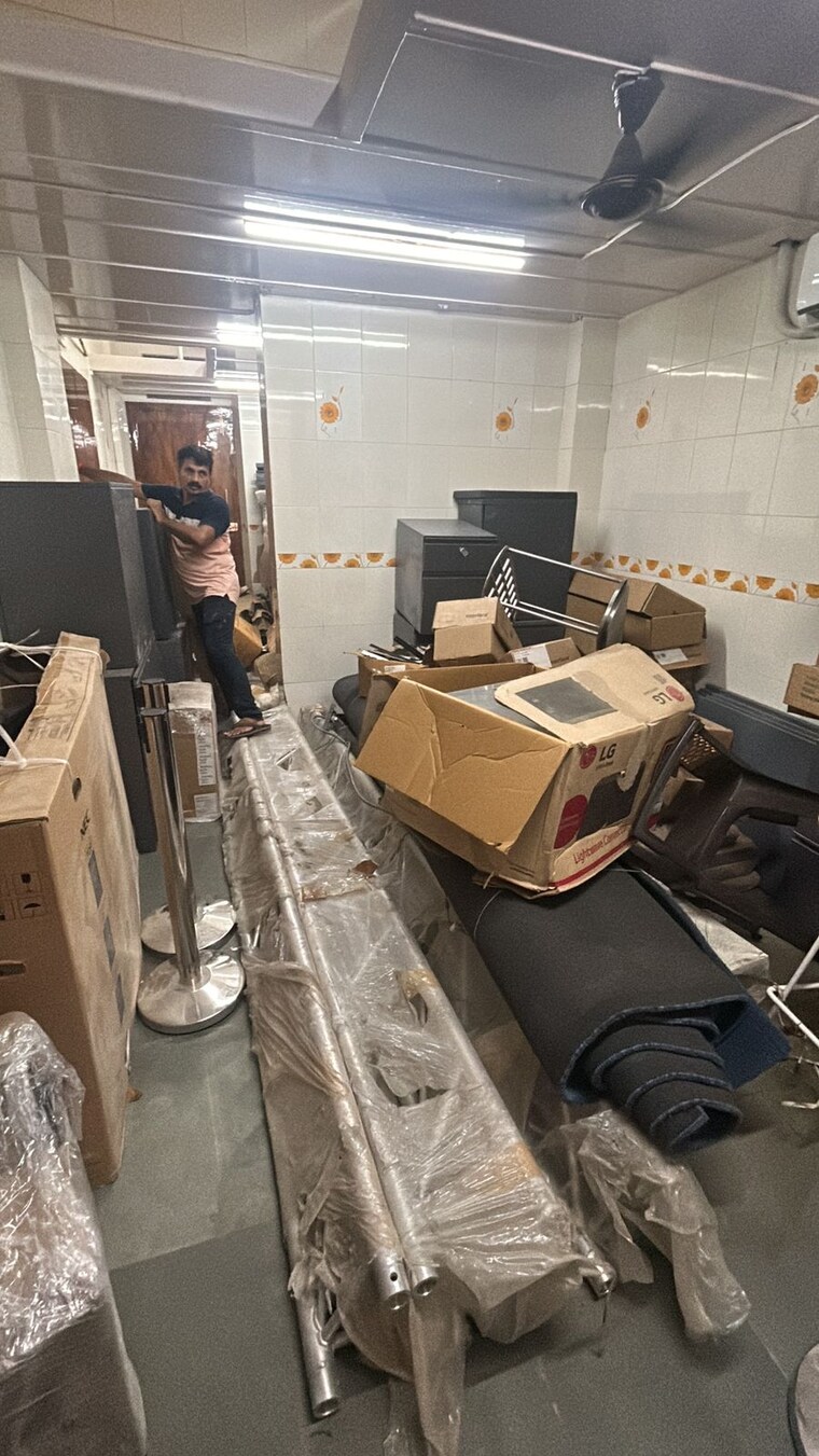 Team Area, siddhivinayak-nivara Commercial Office Space 300 Sq.Ft. In Lower Parel Mumbai 9224972