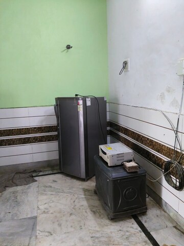 Furnished Amenities in 2 BHK Builder Floor at Alphacorp Gurgaon One 22, Sector 22 – for Rent