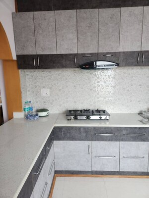 Kitchen in 2.5 BHK Builder Floor at RWA Tomar Colony, Mukundpur – for Sale