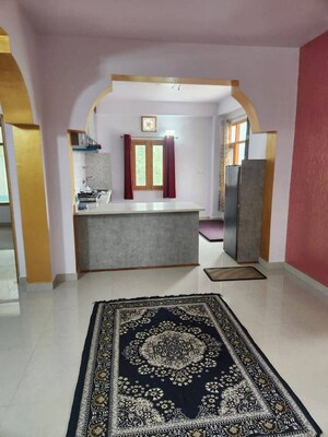 Bedroom in 2.5 BHK Builder Floor at RWA Tomar Colony, Mukundpur – for Sale