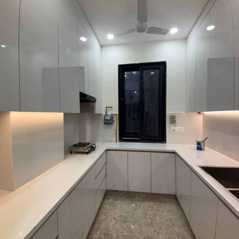 Kitchen, hudson lane 3 Bedroom 160 Sq.Yd. Builder Floor In Hudson Lane Delhi 9225004