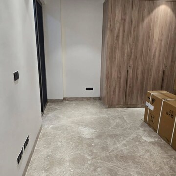 Room in 3 BHK Builder Floor at Outram Lines – for Sale