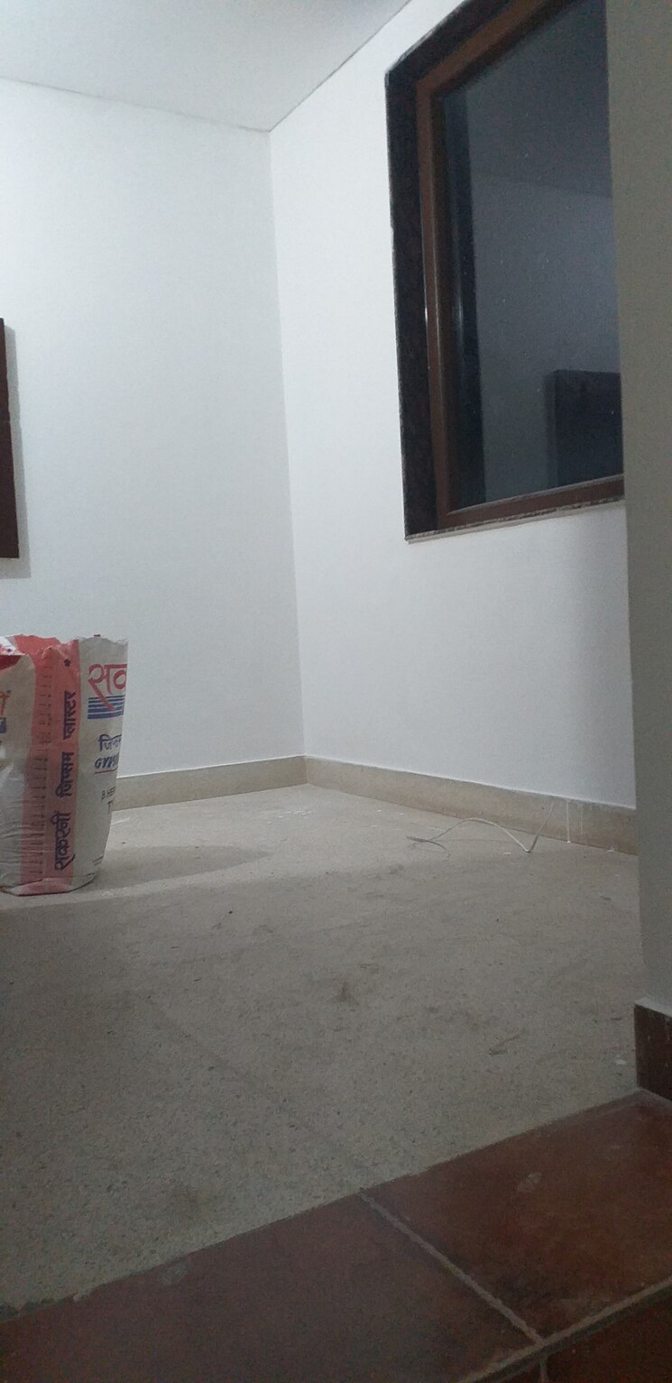 Room, sarvapriya vihar 2 Bedroom 1000 Sq.Ft. Builder Floor In Sarvapriya Vihar Delhi 9225021