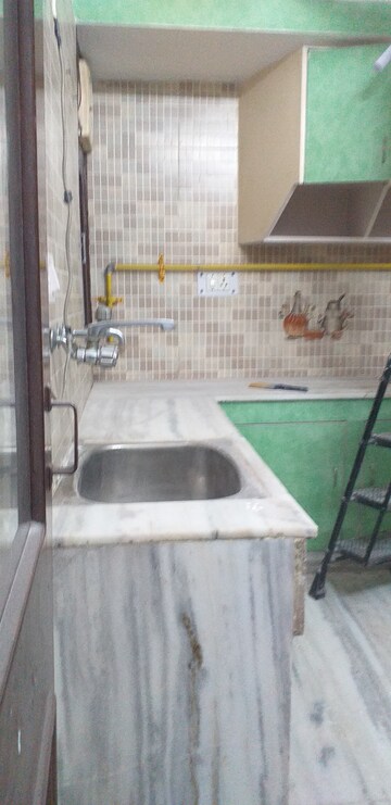 Balcony in 2 BHK Builder Floor at Sarvapriya Vihar – for Rent