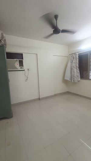 Room in 1 BHK Apartment at Amazon Park, Borivali West – for Rent