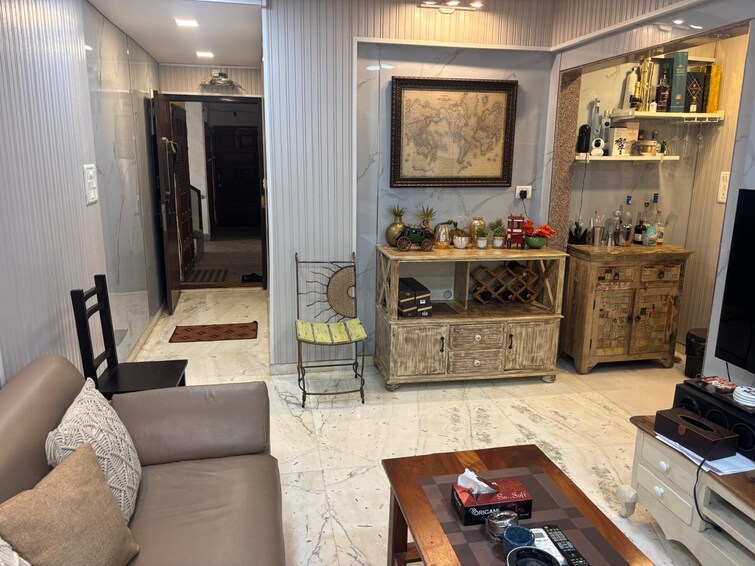 Cover Image, bandra west 1 Bedroom 400 Sq.Ft. Apartment In Bandra West Mumbai 9225069