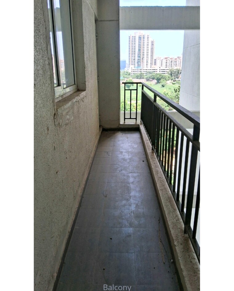 Balcony, umang-winter-hills 4 Bedroom 2550 Sq.Ft. Apartment In Sector 77 Gurgaon 9225113