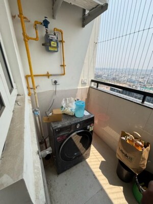 Balcony in 2.5 BHK Apartment at Aurobindo Kohinoor, Serilingampally – for Rent