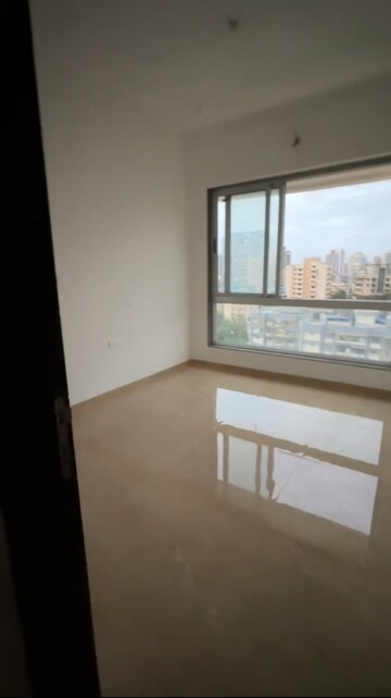 Room in 3 BHK Apartment at Sunny Shanti Heights, Mulund West – for Sale