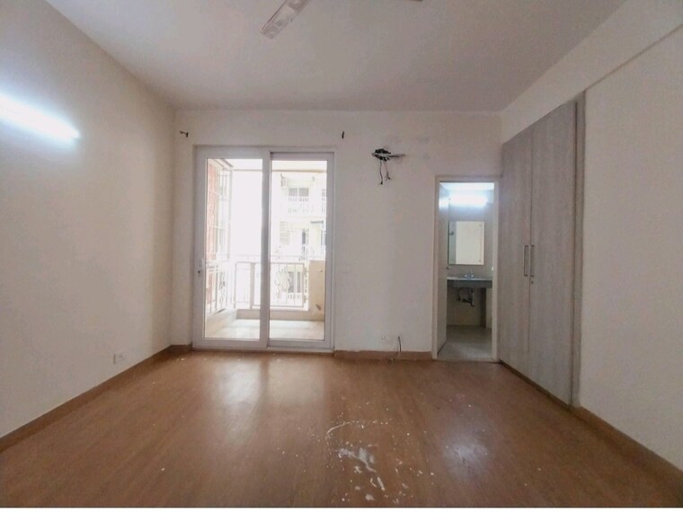 Room, emaar-palm-hills 3 Bedroom 1450 Sq.Ft. Apartment In Sector 77 Gurgaon 9225169