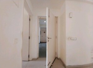Bathroom in 3 BHK Apartment at Emaar Palm Heights, Sector 77 – for Sale