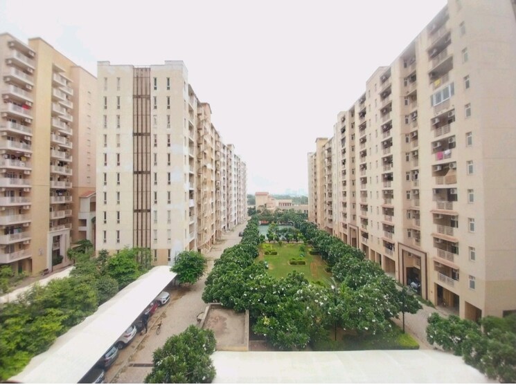 Exterior View, emaar-palm-heights 3 Bedroom 2000 Sq.Ft. Apartment In Sector 77 Gurgaon 9225201