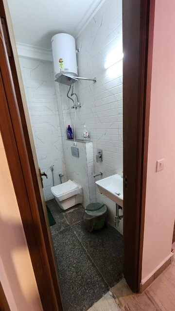 Bathroom in 3 BHK Builder Floor at Harit Vihar RWA, Burari – for Rent