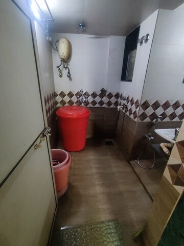 Attached Bathroom in 1 BHK Apartment at Silver Crown, Kanakia Road – for Rent