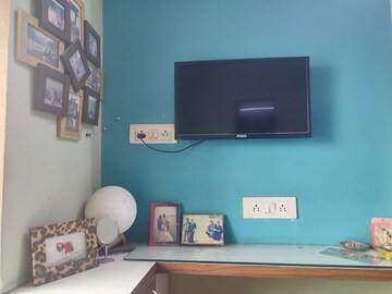 Furnished Amenities in 1 BHK Apartment at Silver Crown, Kanakia Road – for Rent