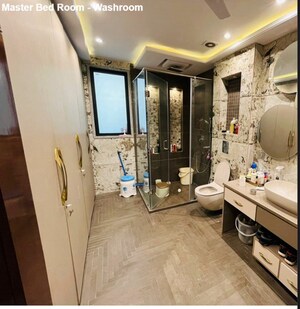 Attached Bathroom in 4 BHK Apartment at Tata Primanti Villas, Sector 72 – for Sale