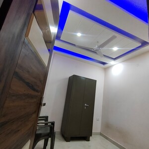 Room in 2.5 BHK Builder Floor at Uttam Nagar – for Rent