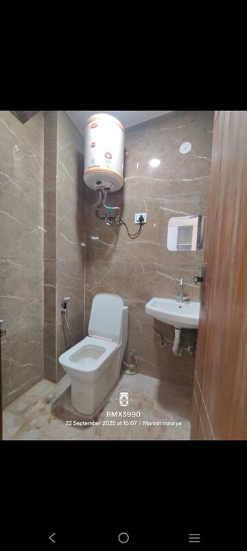 Bathroom in 1 BHK Builder Floor at Saket – for Rent