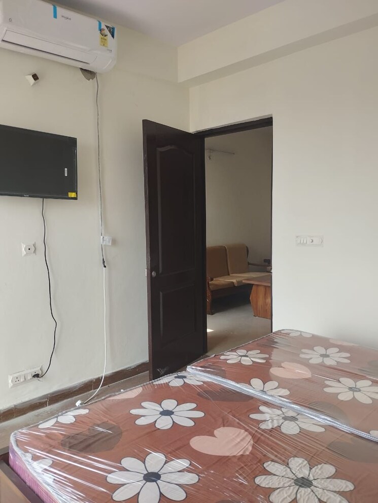 Room, aditya-urban-homes 1 Bedroom 585 Sq.Ft. Apartment In Shahpur Bamheta Ghaziabad 9225361