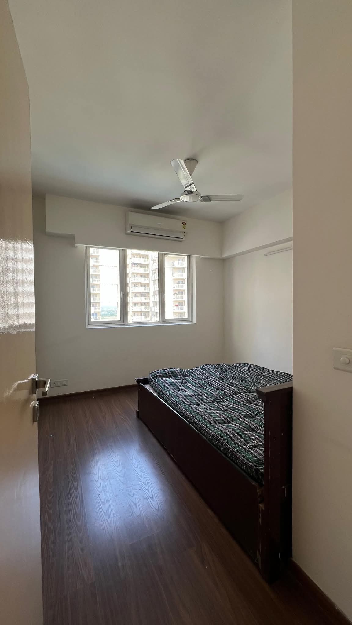2 BHK Apartment For Sale in AIPL The Peaceful Homes
