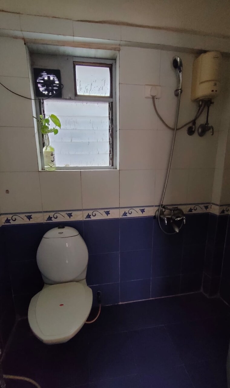 Bathroom, ajmera-valencia 1 Bedroom 450 Sq.Ft. Apartment In Bhakti Park Mumbai 9225347