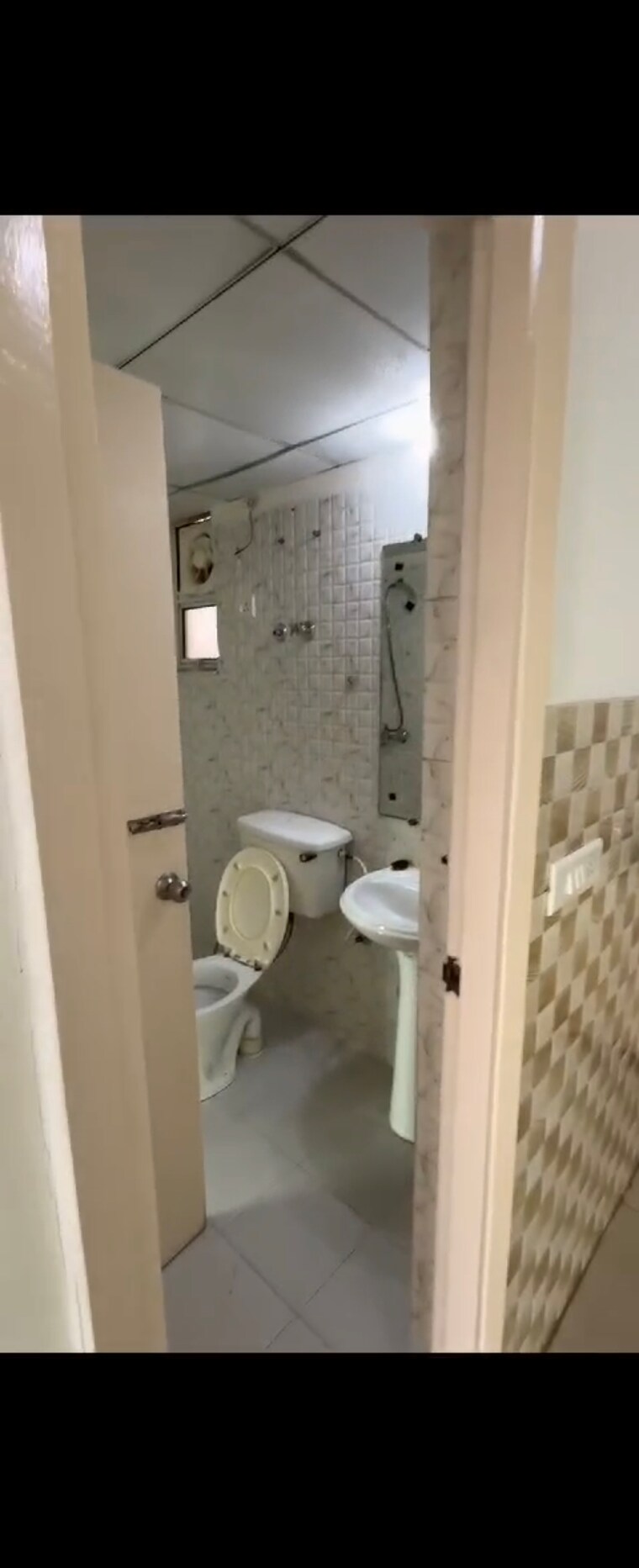 Bathroom, eureka-diya-green-city 2 Bedroom 968 Sq.Ft. Apartment In Raj Nagar Extension Ghaziabad 9225369