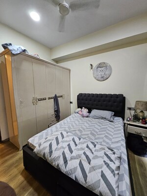 Bedroom in 2 BHK Apartment at Omkar Alta Monte, Malad East – for Rent