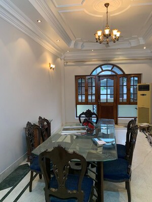 3 BHK Builder Floor For Sale in Sukhdev Vihar