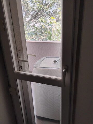 Balcony in 3 BHK Builder Floor at South Extension ii – for Rent