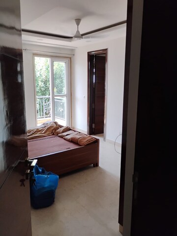Bedroom in 3 BHK Builder Floor at South Extension ii – for Rent