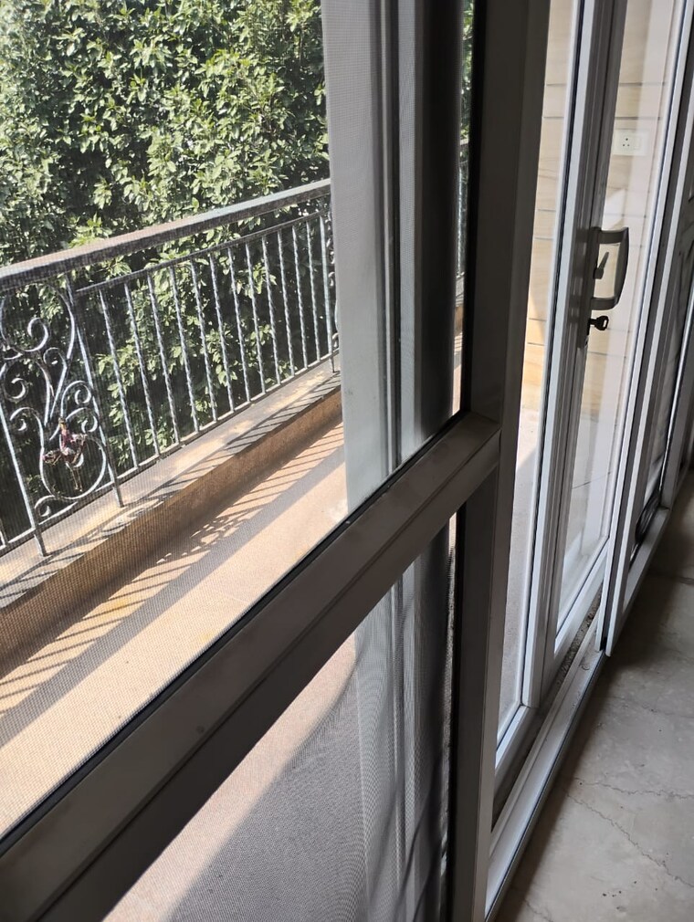 Balcony, south extension ii 3 Bedroom 1800 Sq.Ft. Builder Floor In South Extension ii Delhi 9225418