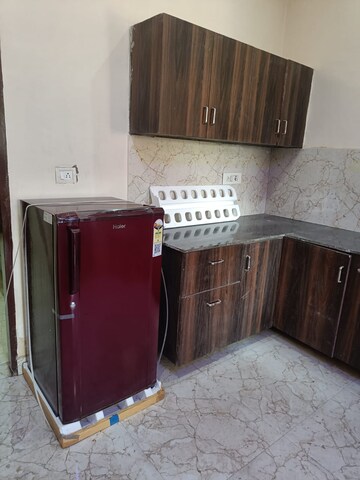 Furnished Amenities in 1 BHK Builder Floor at Sector 115 – for Rent