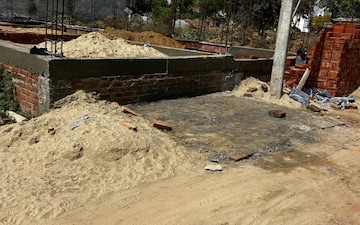 Plot For Sale in Roopanagar