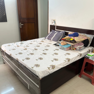 Bedroom in 2 BHK Builder Floor at Malviya Nagar – for Rent