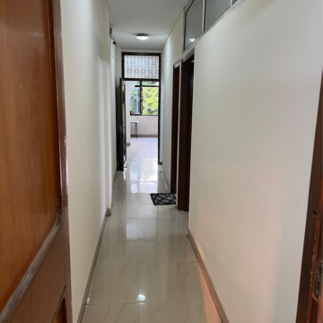 Building Lobby in 2 BHK Builder Floor at Malviya Nagar – for Rent
