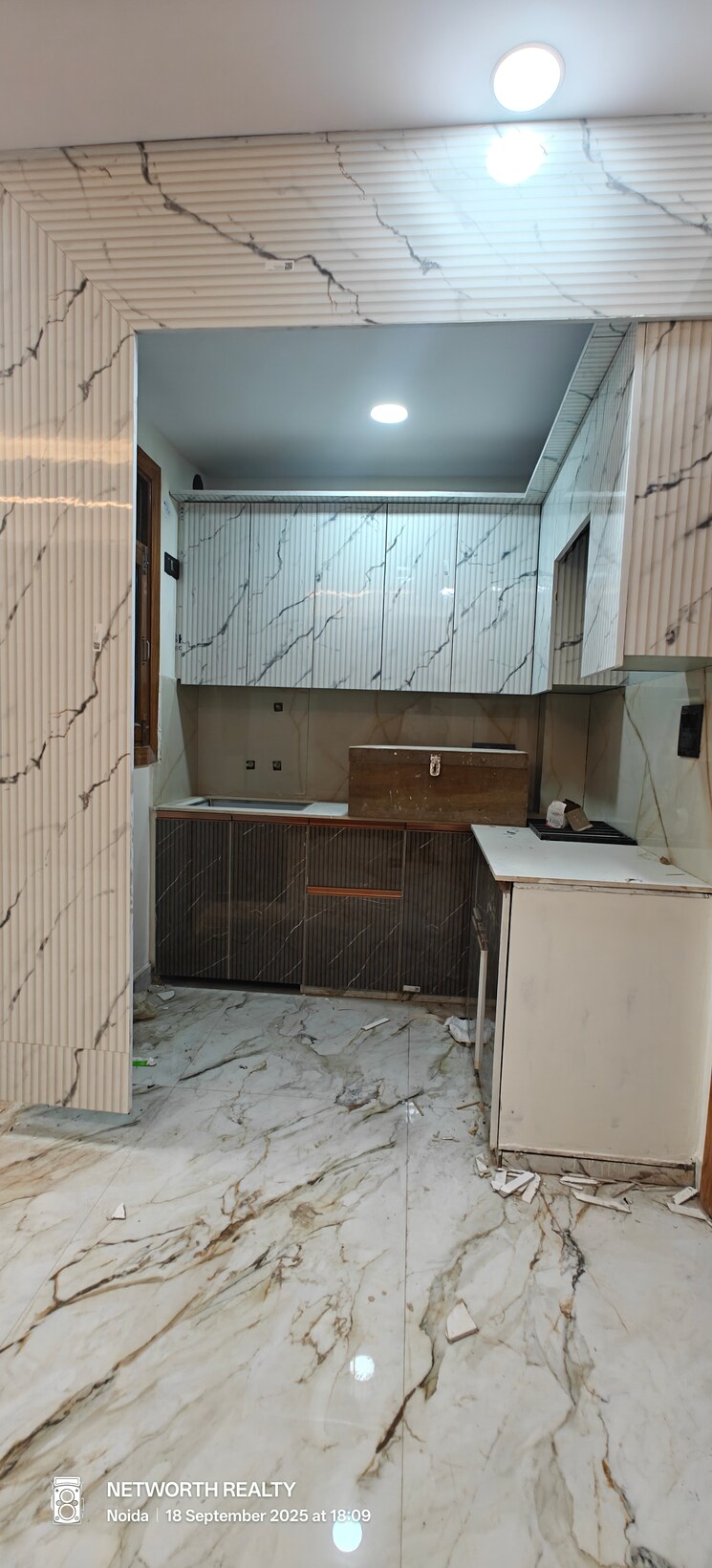 Kitchen, sector 73 2 Bedroom 1000 Sq.Ft. Builder Floor In Sector 73 Noida 9225588