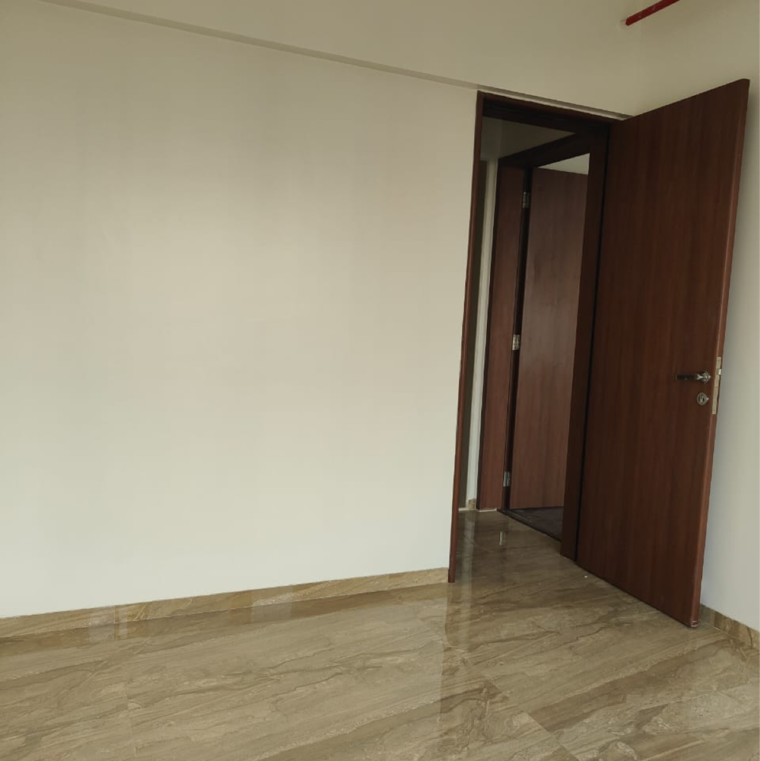 Room, raviraj-crossroads Commercial Office Space 435 Sq.Ft. In Bhagwan Nagar Pune 9225564